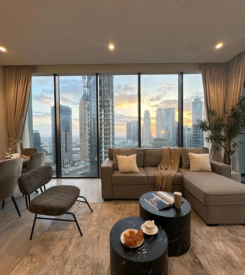 Brand New 1Br I Stay In Style I Canal & Burj Khalifa Views Dubai