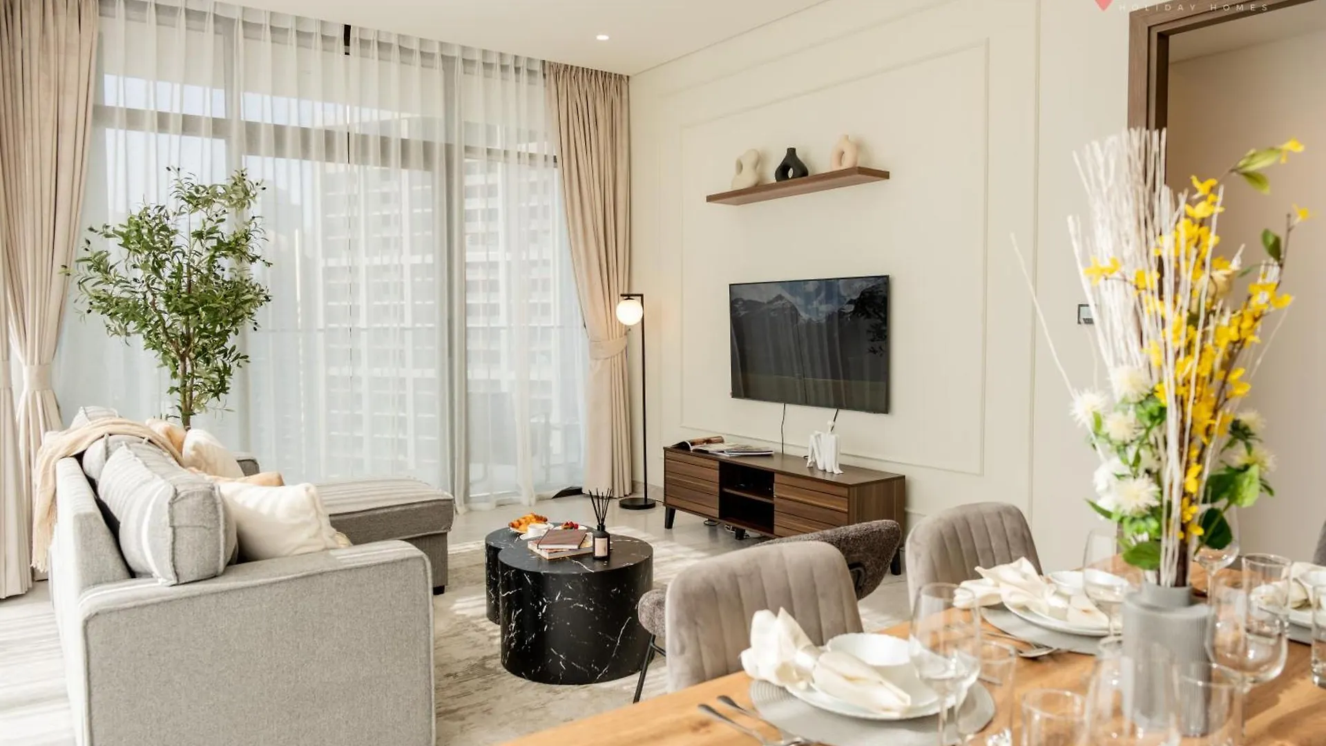 Brand New 1Br I Stay In Style I Canal & Burj Khalifa Views Dubai Apartment