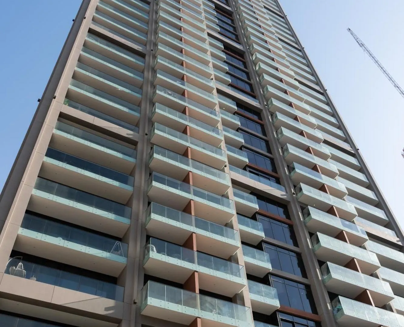 Brand New 1Br I Stay In Style I Canal & Burj Khalifa Views Dubai
